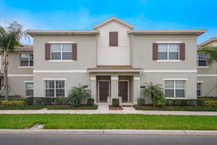 (JC4790) Storey Lake Home 4 / 3 Private Pool Lake & Free Waterpark - thumb 3