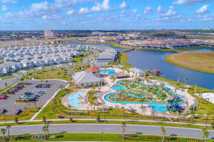 (JC2775) Storey Lake Home 5 / 5 Private Pool & Free Waterpark - thumb 1