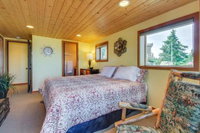 Eagles Reach on the Harbor