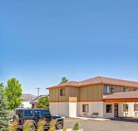 Super 8 by Wyndham Carson City - Accommodation Los Angeles