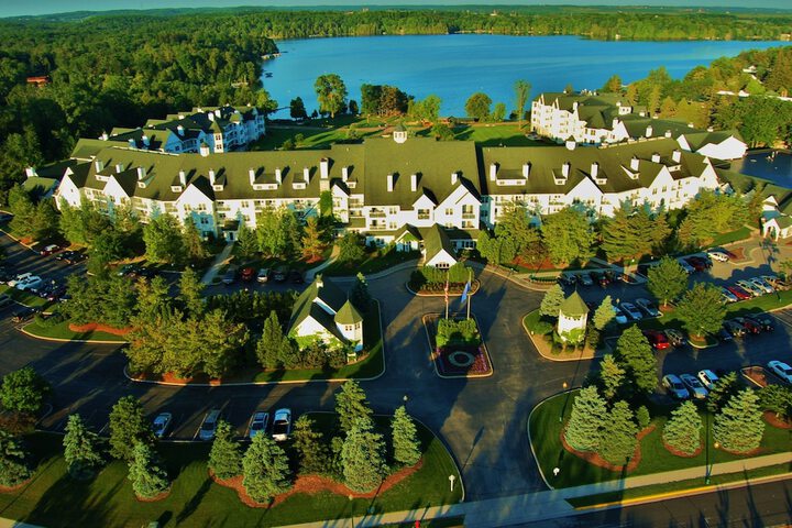 The Osthoff Resort - thumb 1