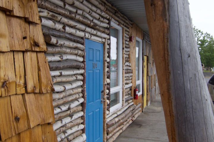Qupqugiaq Inn - thumb 1