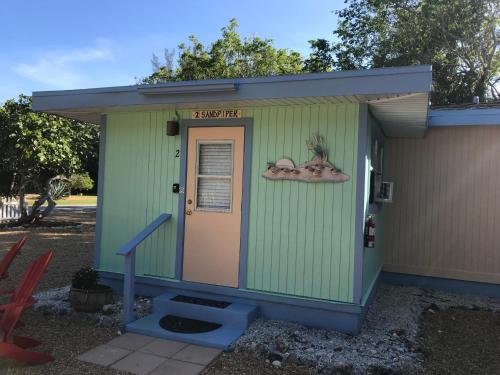 The Sandpiper Cottage - thumb 1