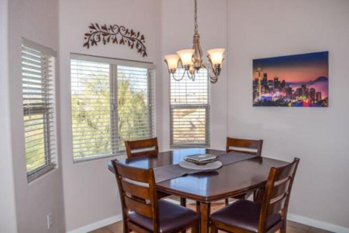 John & Margaret Pelland Condo - thumb 4