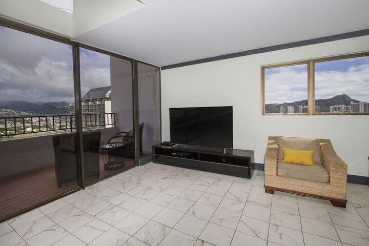 Royal Waikiki Condos - thumb 7