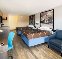 Super 8 by Wyndham Cleveland - Accommodation Los Angeles