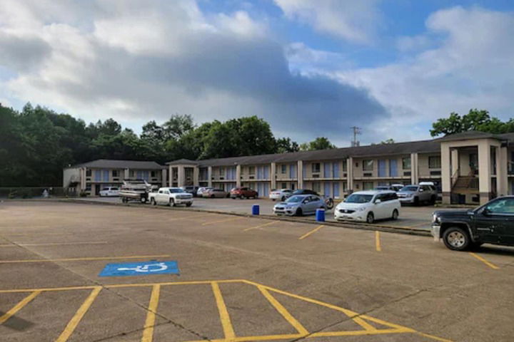 Super 8 By Wyndham Arkadelphia Caddo Valley Area - thumb 3
