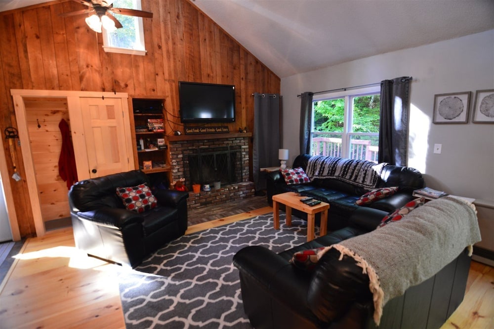 Newly Renovated Private 3 Bedroom Home In Waterville Estates Near Community Center - Bv146e - thumb 5