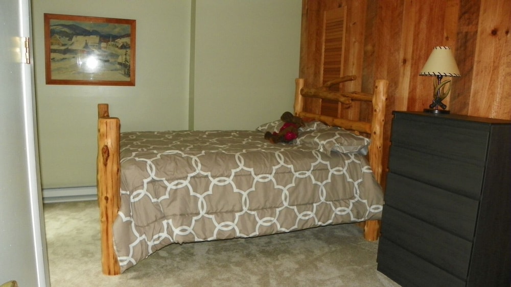 Newly Renovated Private 3 Bedroom Home In Waterville Estates Near Community Center - Bv146e - thumb 6