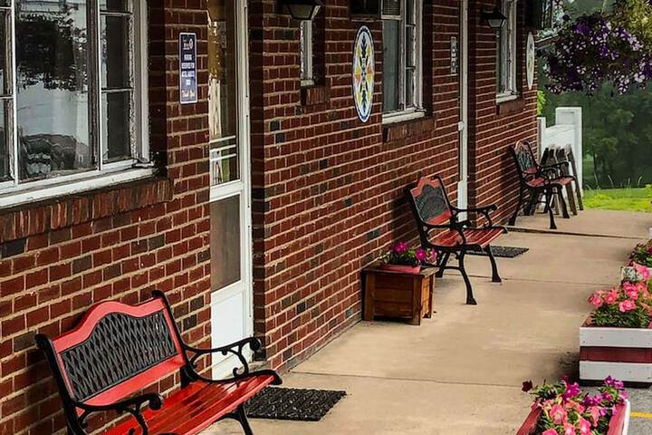 Judy's Motel Bedford - thumb 5