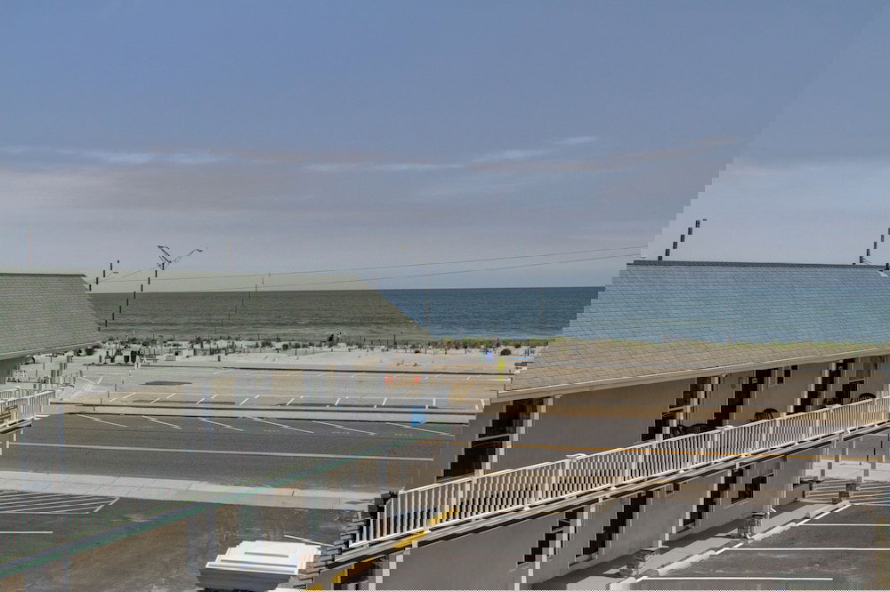 Desert Palm Inn - thumb 1