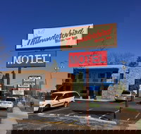 Thunderbird Motor Inn Baraboo - Accommodation Los Angeles