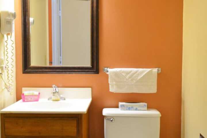 Enfield Inn - thumb 5