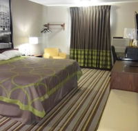 Super 8 by Wyndham Ardmore - Accommodation Los Angeles