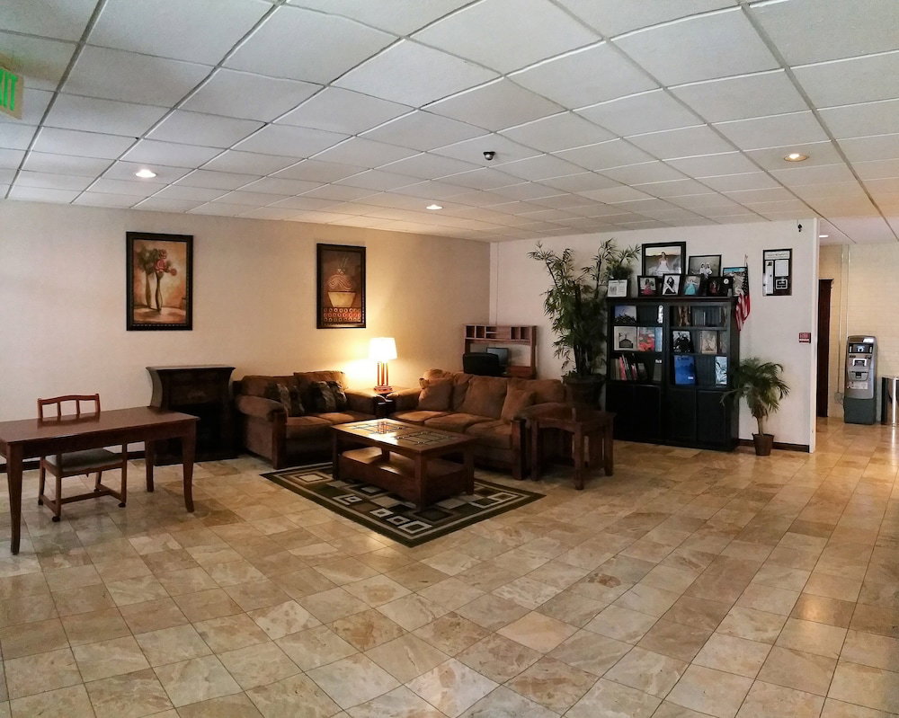 Quality Inn On Historic Route 66 - thumb 6