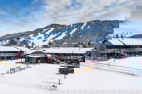 Mountain Modern Motel