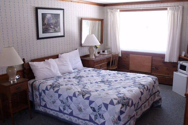 Clarendon Motel - thumb 7