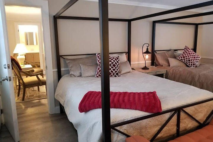 Clarendon Motel - thumb 3