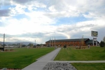 Beartooth Inn - thumb 0