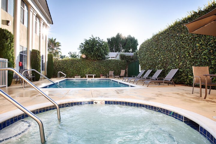 Best Western Plus San Pedro Hotel & Suites - thumb 4