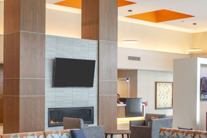 Collegian Hotel & Suites, Trademark Collection By Wyndham - thumb 1