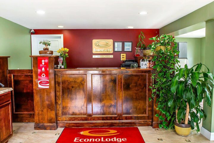 Econo Lodge Jefferson Hills Hwy 51 - thumb 1