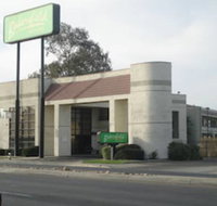 Bakersfield Inn & Suites - Accommodation Los Angeles