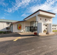 Super 8 by Wyndham Cleveland - Accommodation Los Angeles