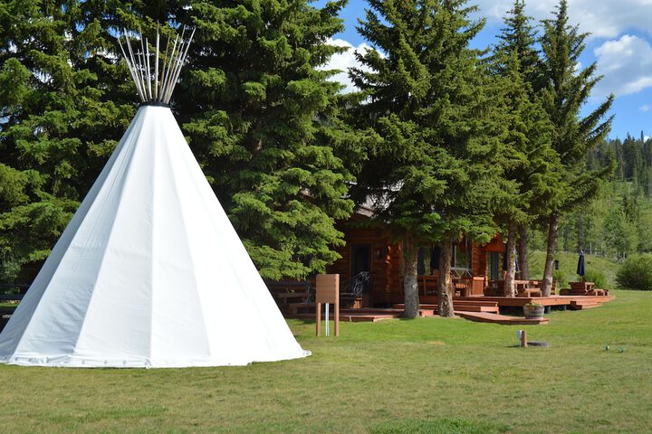 Hatchet Resort - thumb 2