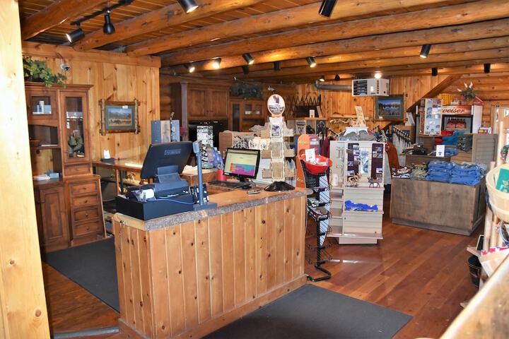 Hatchet Resort - thumb 5