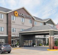 La Quinta Inn  Suites by Wyndham Ada - Accommodation Los Angeles