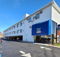 Hampton Village Inn - Accommodation Los Angeles