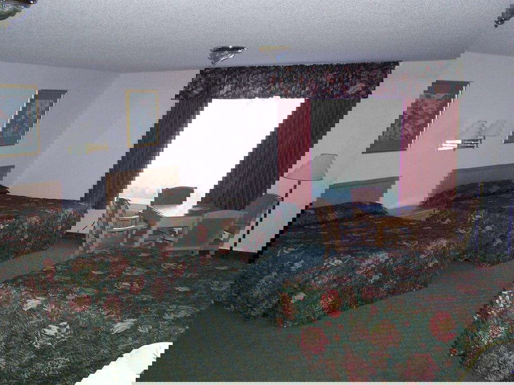 Wayside Motor Inn - thumb 4