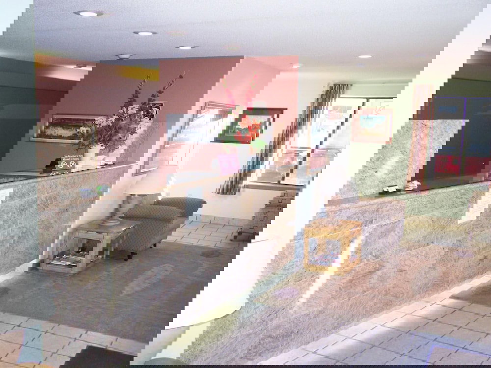 Wayside Motor Inn - thumb 1