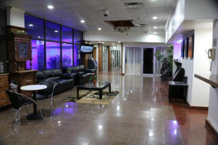 Motel 6 Tulsa Airport - thumb 0