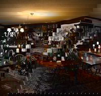 Williamsburg Sampler B & B - Accommodation Los Angeles