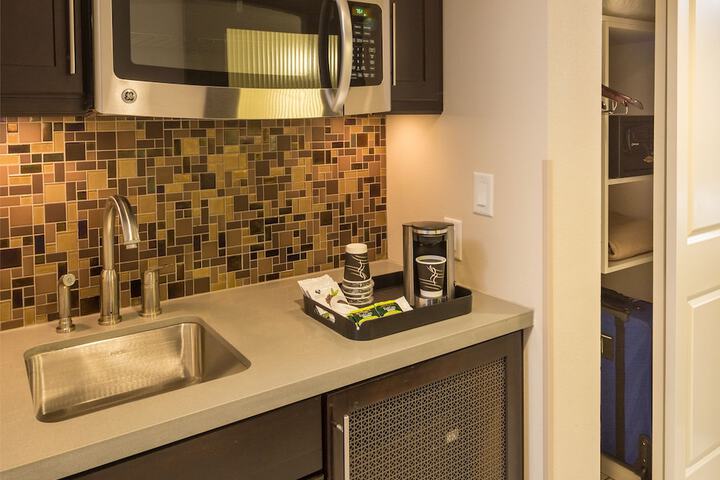 Prairie Meadows Casino, Racetrack & Hotel - thumb 6