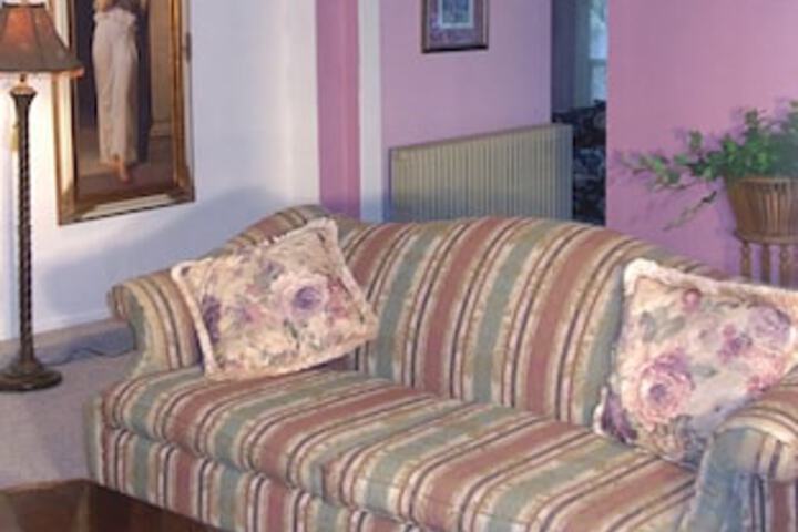 Arlington Inn - thumb 6