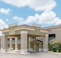 Super 8 by Wyndham Cotulla TX - Accommodation Los Angeles