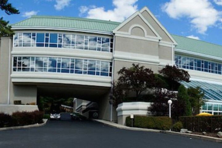 Bushkill Inn And Conference Center - thumb 1