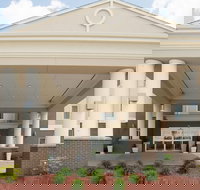 Holiday Inn Express Hotel  Suites Albert Lea - I-35 an IHG Hotel - Accommodation Los Angeles