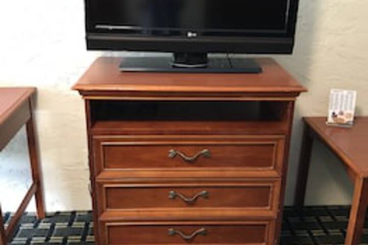 Applegate Inn - thumb 0