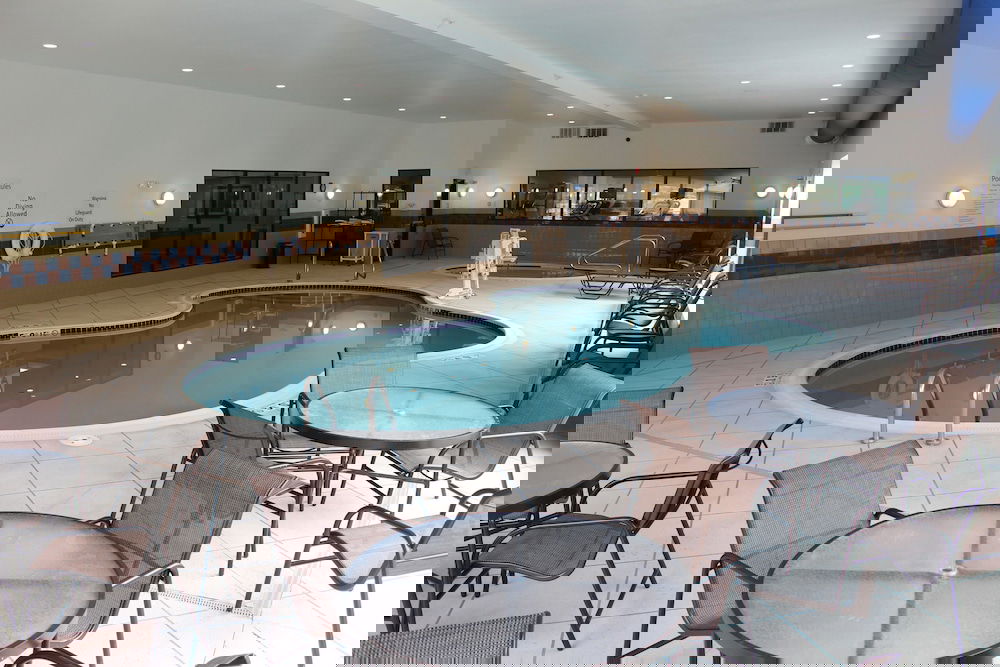 Holiday Inn Express & Suites Wheeling, An IHG Hotel - thumb 4