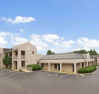 Days Inn by Wyndham Alexander City - Accommodation Los Angeles