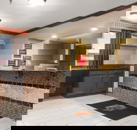 Super 8 by Wyndham Brookville - Accommodation Los Angeles