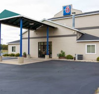 Motel 6 Baraboo, WI - Lake Delton - Accommodation Los Angeles