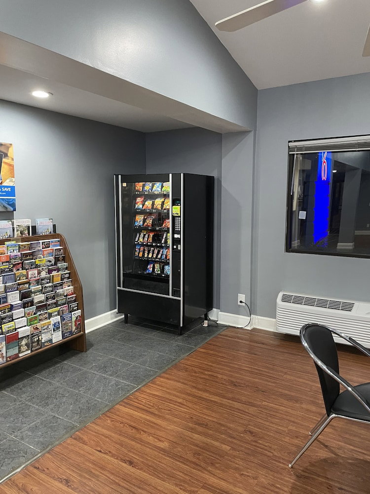 Motel 6 Pooler, GA - Savannah Airport - thumb 4