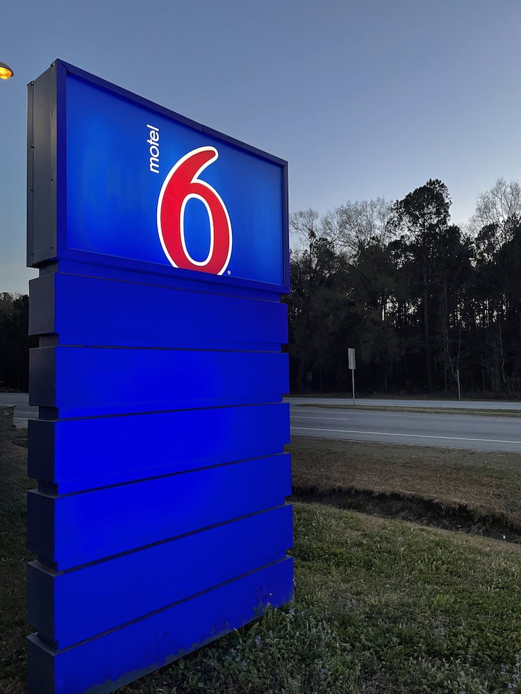 Motel 6 Pooler, GA - Savannah Airport - thumb 3
