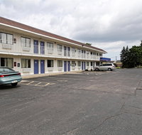 Motel 6 Amherst OH - Cleveland West - Lorain - Accommodation Los Angeles