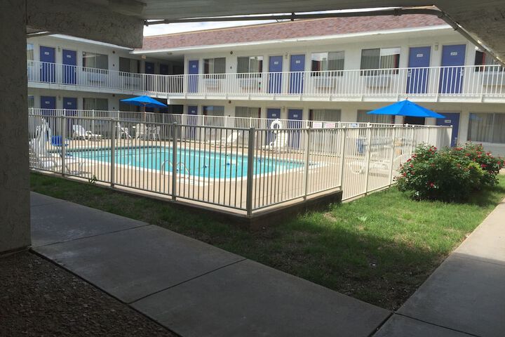 Motel 6 Ardmore, OK - thumb 1